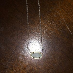 Kendra Scott necklace